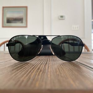Black Ray Bans